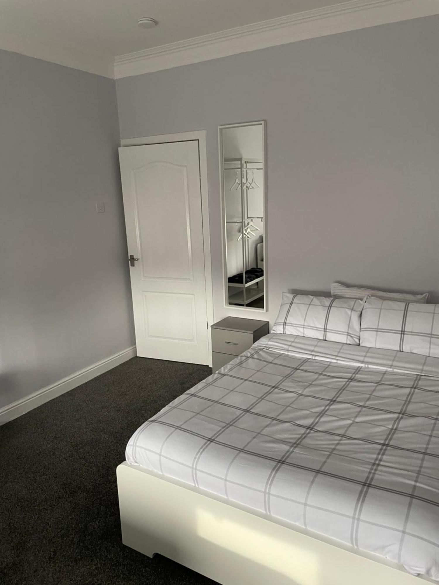 Bellshill , Belvidere Central Upper Apartment Экстерьер фото
